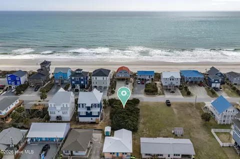 325 N Shore Dr, Surf City, NC 28445