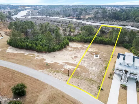 258 Kings Creek Xing, Holly Ridge, NC 28445