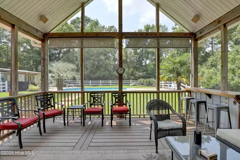Exterior - 496 Captain Beam Blvd, Hampstead, NC 28443 photo 1 of 13