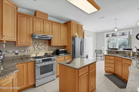 Kitchen - 496 Captain Beam Blvd, Hampstead, NC 28443 photo 2 of 4