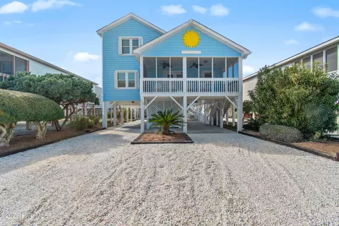 430 3rd St, Sunset Beach, NC 28468