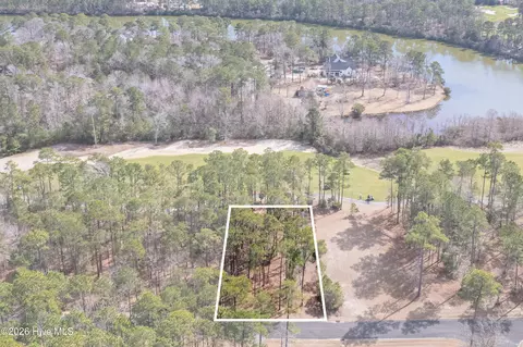 3535 Fairway Crest Dr SW, Shallotte, NC 28470