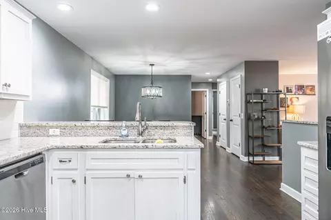 Entry Way - 150 S Plum St, Pinebluff, NC 28373 photo 2 of 2