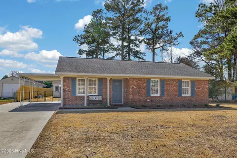 5012 Ferndale Dr, Wilmington, NC 28411