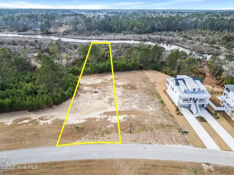 260 Kings Creek Xing, Holly Ridge, NC 28445