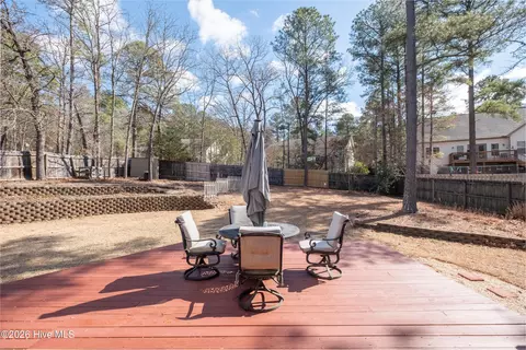 Exterior - 20 Bradley Ln, Pinehurst, NC 28374 photo 2 of 4