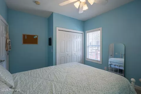Bedroom - 20 Bradley Ln, Pinehurst, NC 28374 photo 9 of 11