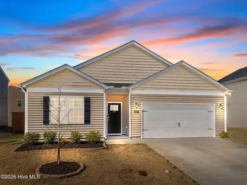 4518 Sandstone Dr, Greenville, NC 27858
