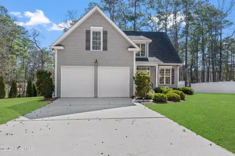 6509 Walden Pond Ln, Southport, NC 28461
