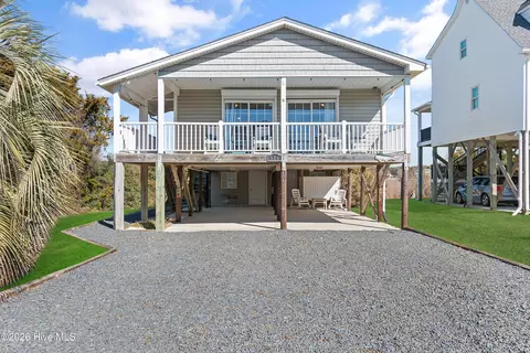 316 E Dolphin Dr, Oak Island, NC 28465