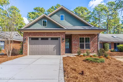450 Pinehurst Trace Dr, Pinehurst, NC 28374