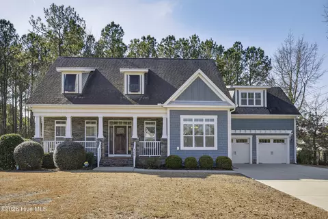100 Yacht Basin Lndg, Hampstead, NC 28443