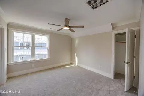 Bedroom - 3216 Whichards Beach Rd, Chocowinity, NC 27817 photo 7 of 8