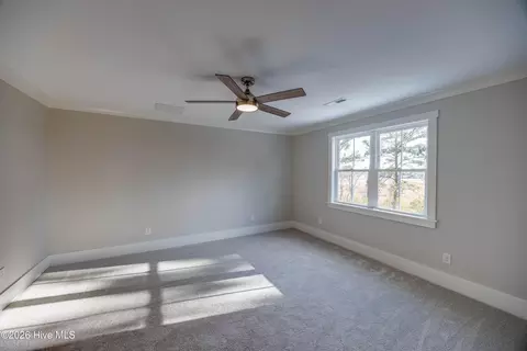Bedroom - 3216 Whichards Beach Rd, Chocowinity, NC 27817 photo 5 of 8