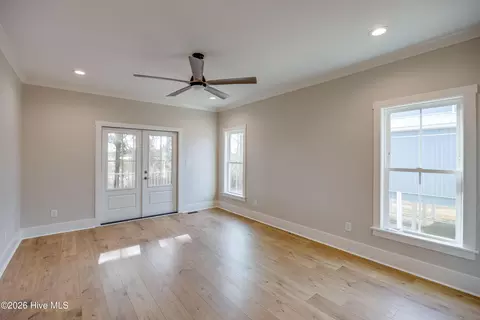 Living - 3216 Whichards Beach Rd, Chocowinity, NC 27817 photo 8 of 9