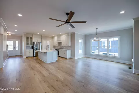 Living - 3216 Whichards Beach Rd, Chocowinity, NC 27817 photo 3 of 9