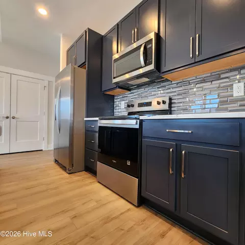 Kitchen - 102 Bridge View Dr S, Grandy, NC 27939 photo 4 of 6