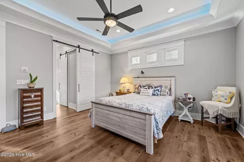 Bedroom - 753 Crown Pointe Dr, Hampstead, NC 28443 photo 2 of 10