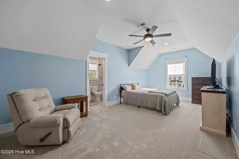 Bedroom - 753 Crown Pointe Dr, Hampstead, NC 28443 photo 6 of 10
