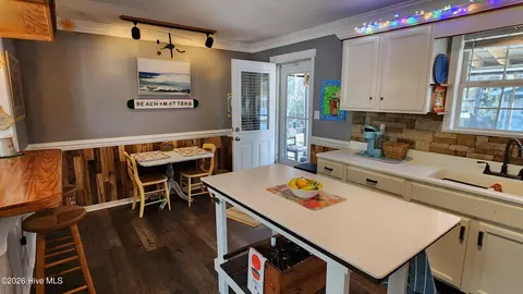 Kitchen - 782 Straits Rd, Gloucester, NC 28528 photo 5 of 8