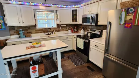 Kitchen - 782 Straits Rd, Gloucester, NC 28528 photo 2 of 8