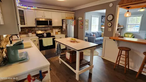 Kitchen - 782 Straits Rd, Gloucester, NC 28528 photo 7 of 8