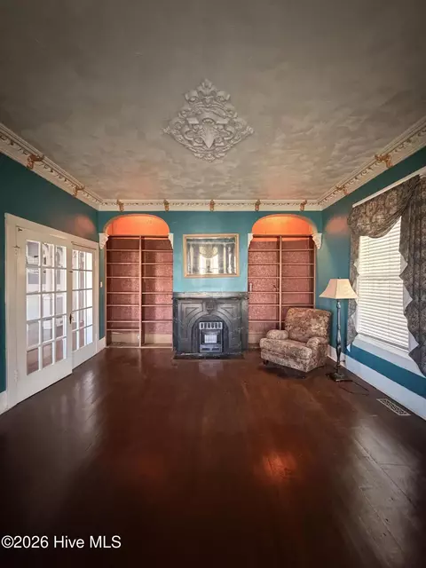 Living - 4320 Main St, Gibson, NC 28343 photo 2 of 6