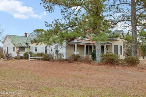 4265 S Halifax Rd, Rocky Mount, NC 27803
