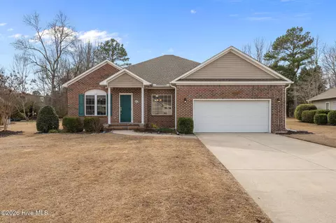203 Neuchatel Ct, New Bern, NC 28562