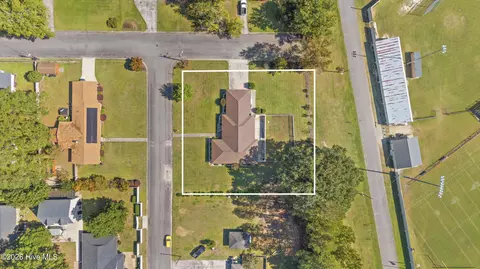 View/Area - 616 E Murphy St, Wallace, NC 28466 photo 7 of 7