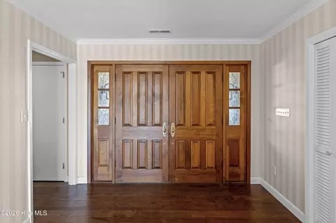 Entry Way - 616 E Murphy St, Wallace, NC 28466 photo 2 of 5