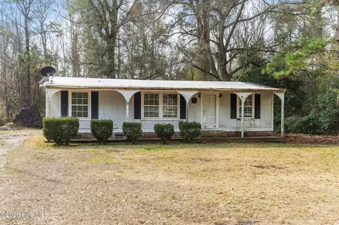 106 Hermitage Rd, Castle Hayne, NC 28429