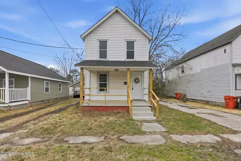 200 Queen St, Elizabeth City, NC 27909