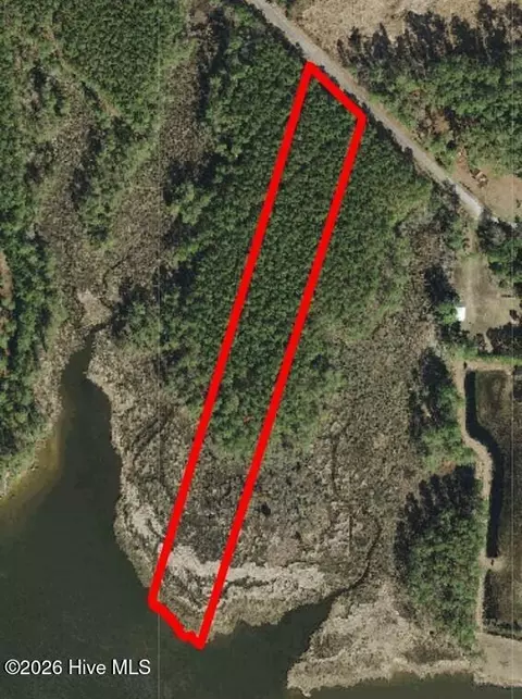 97 Mcgowan Rd, Bath, NC 27808