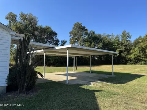 Exterior - 3222 Perry Blizzard Rd, Deep Run, NC 28525 photo 1 of 2