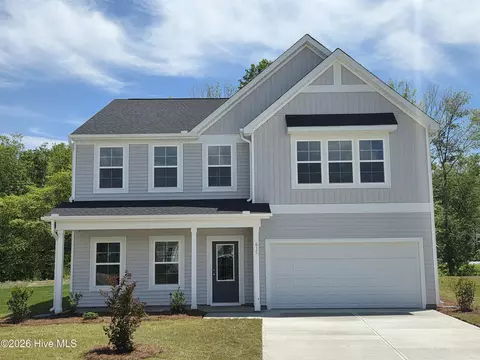 612 Hicks Ct, Sneads Ferry, NC 28460