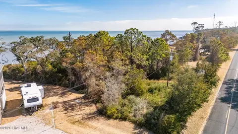 429 Lola Rd, Cedar Island, NC 28520