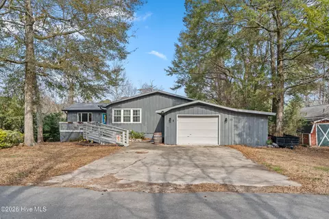 532 Medcalf Dr SW, Sunset Beach, NC 28468