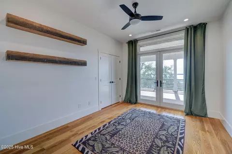 Bedroom - 476 Andrews Rd, Hampstead, NC 28443 photo 6 of 14
