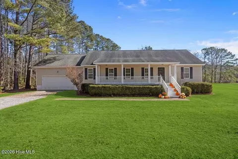 9329 Doris Dr, Oriental, NC 28571