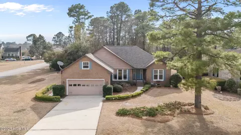View/Area - 5718 Sloop Ct, New Bern, NC 28560 photo 4 of 8