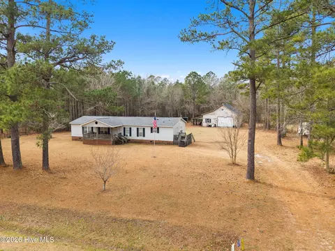 2823 Maco Rd NE, Leland, NC 28451