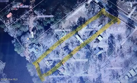 1343 Point Caswell Rd, Atkinson, NC 28421