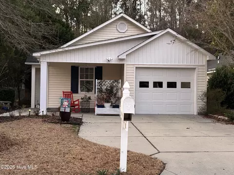 918 Dickinson Ct, New Bern, NC 28562