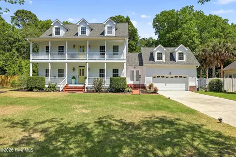 1422 Bexley Dr, Wilmington, NC 28412
