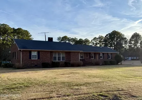 1056 Third St Ext, Robersonville, NC 27871