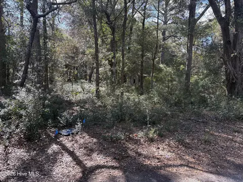 505 London St, Southport, NC 28461
