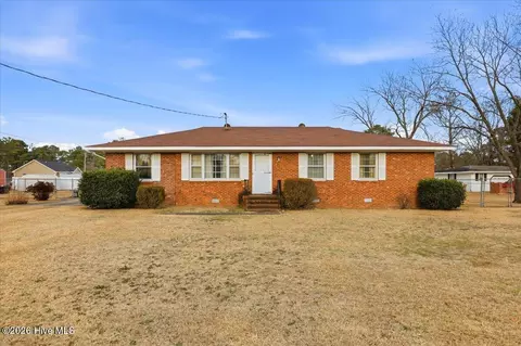 709 Luther Dr, Goldsboro, NC 27534