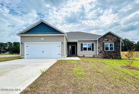 115 Molly Rice Branch Ct, Jacksonville, NC 28546