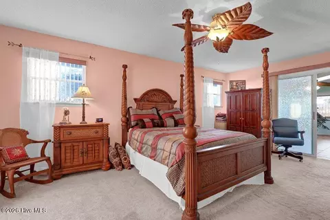 Bedroom - 108 Bay Tree Cir, Hampstead, NC 28443 photo 2 of 6
